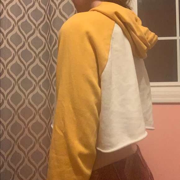 Cropped Hoodie - Picture 2 of 2